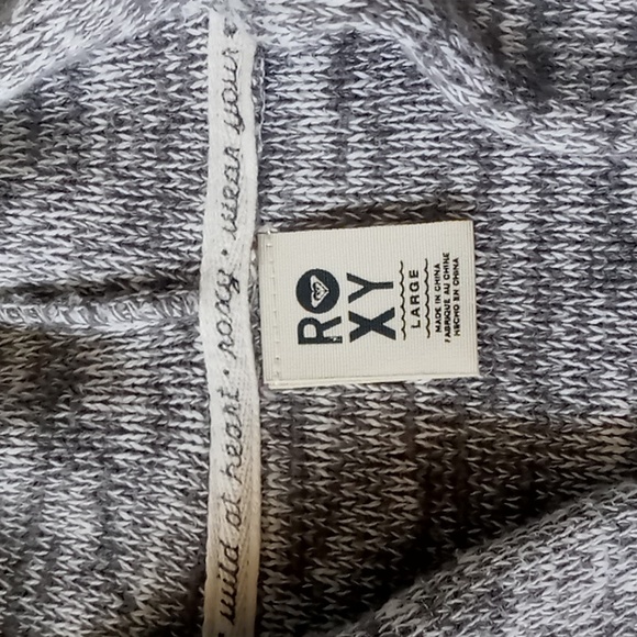 Roxy Juniors Gray Hooded Pullover Sweater Size Large - Picture 7 of 12